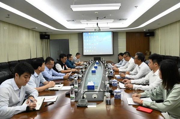 老哥俱乐部-老哥必备的交流社区