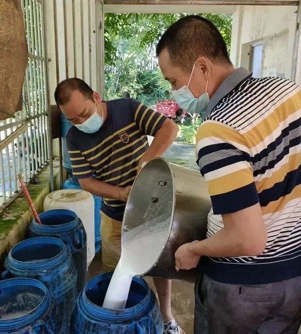 老哥俱乐部-老哥必备的交流社区