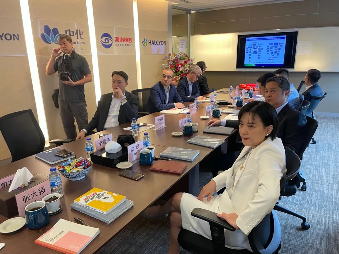 老哥俱乐部-老哥必备的交流社区