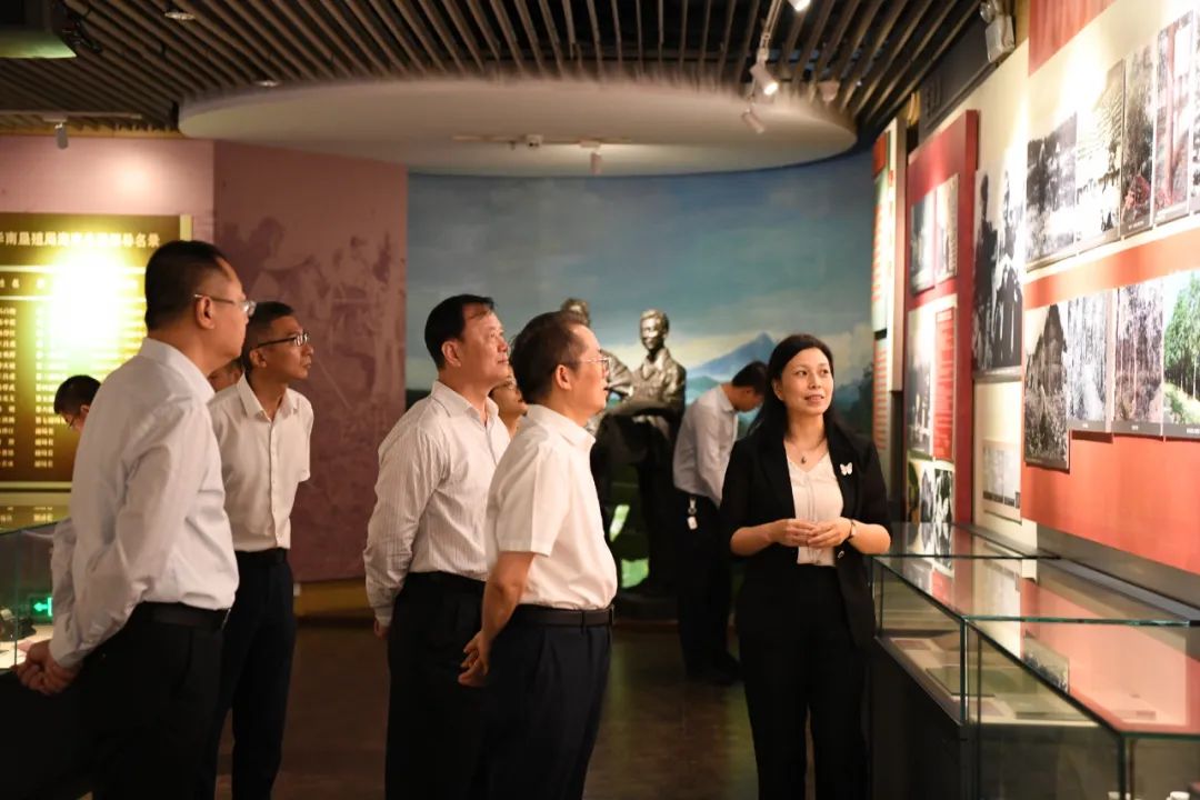 老哥俱乐部-老哥必备的交流社区