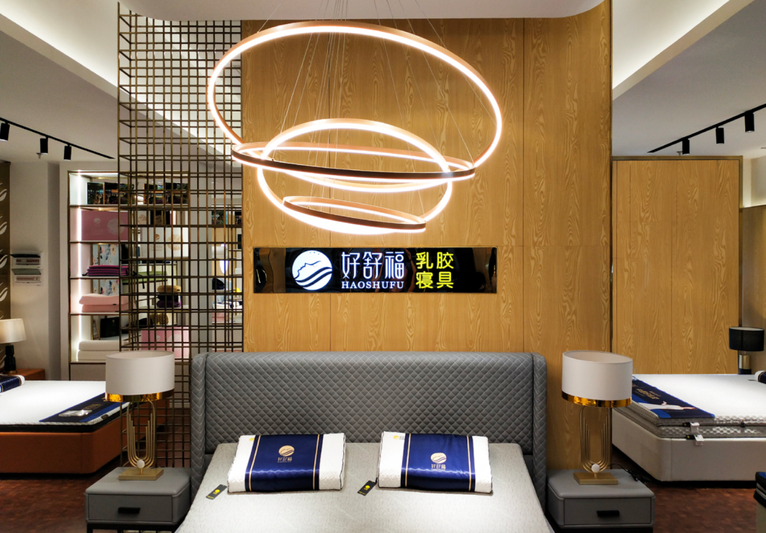 老哥俱乐部-老哥必备的交流社区